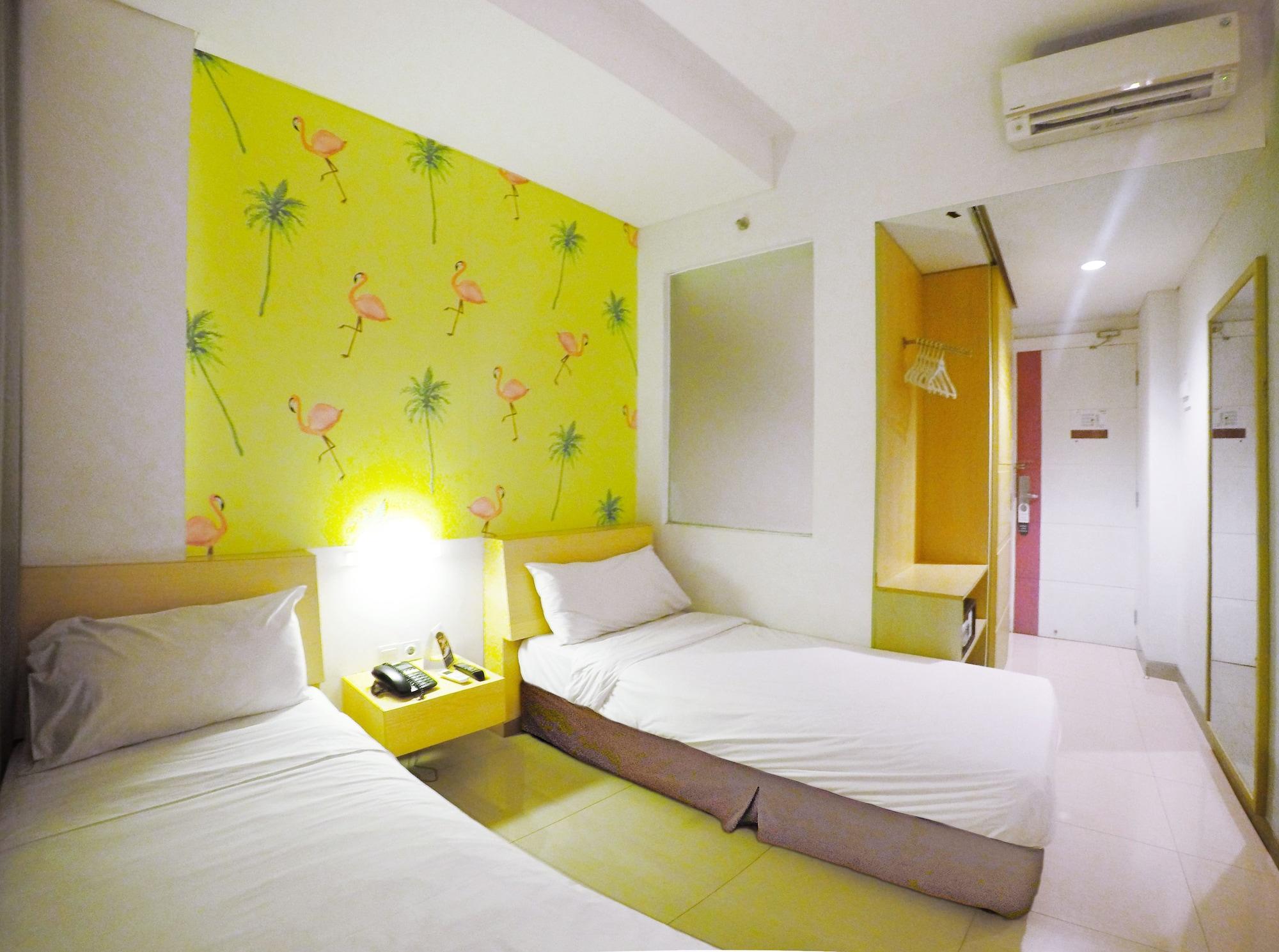 Liberta Hotel Kemang Jakarta Exterior photo