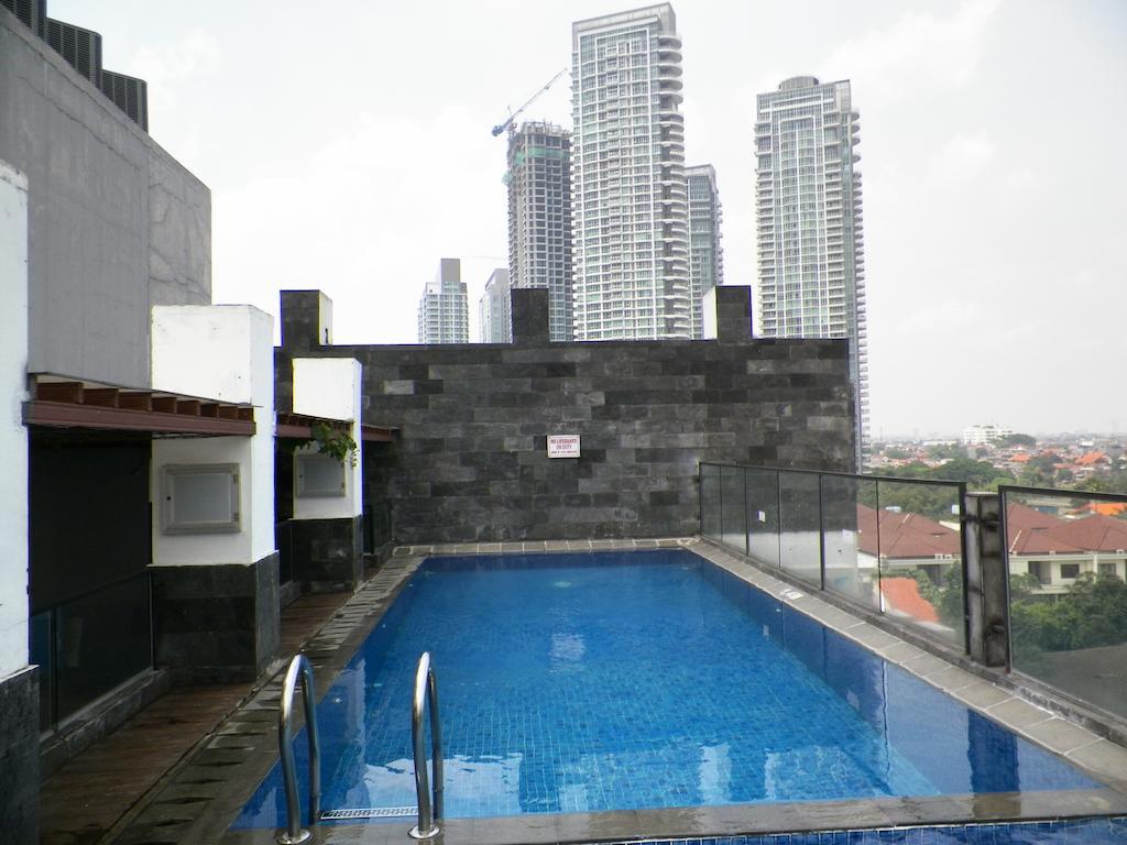 Liberta Hotel Kemang Jakarta Exterior photo